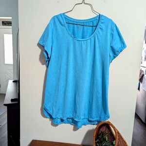 Head, Blue Women's Scooped Neck And Hem Tee Shirt. Size XXL.